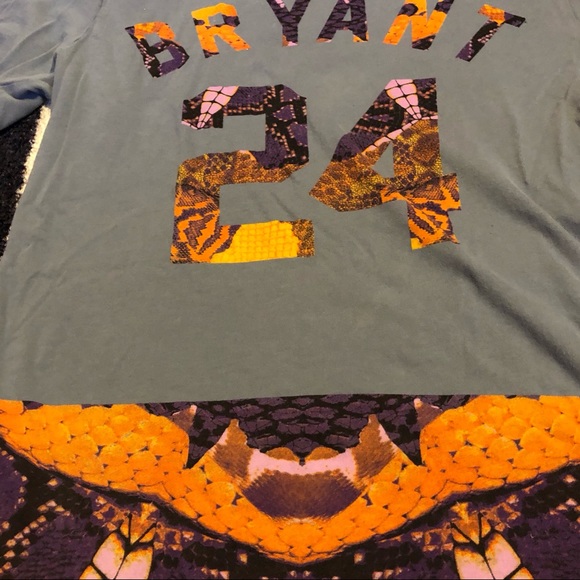 Nike x Kobe Bryant Black Mamba Jersey Tee - Picture 5 of 7